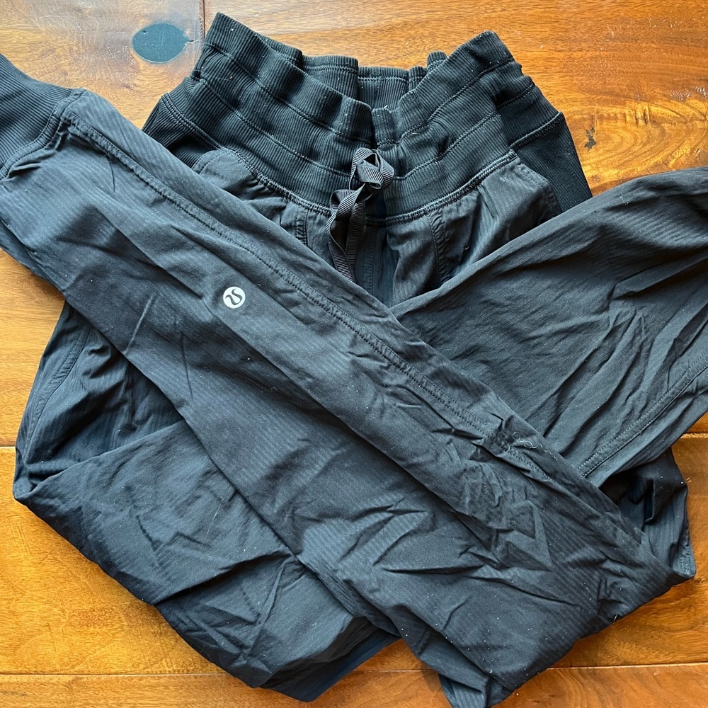 Lululemon dance studio joggers size 2